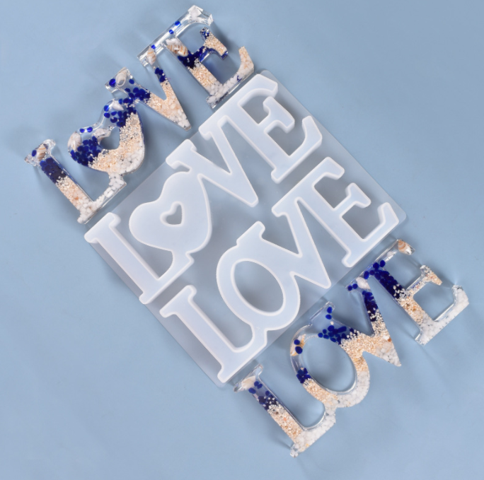LOVE SHAPE MOLD
